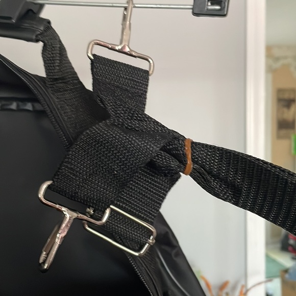 GNDI carry-on bag with shoulder strap global new beginnings Munster Indiana - Picture 5 of 9